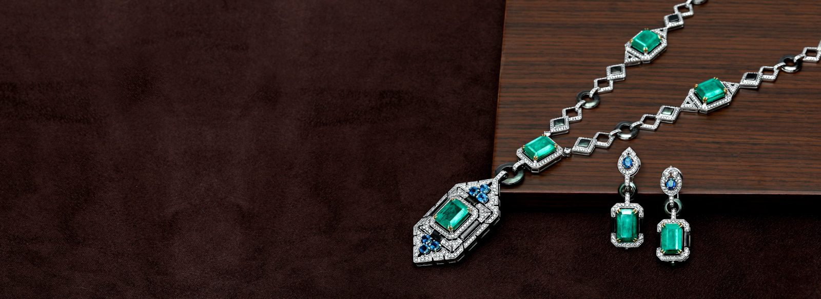 Opera - Necklace & Earrings