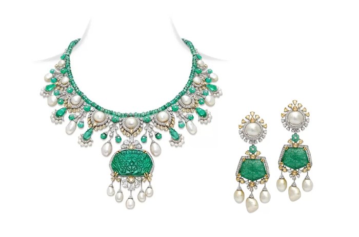 Carved Emerald and Pearl Bridal Necklace