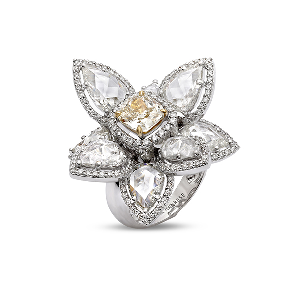 Golden Iris Diamond Ring